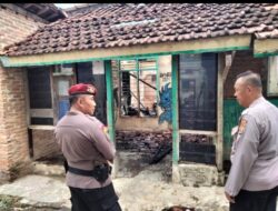 Rumah di Pringsewu Terbakar, Polisi Selidiki Penyebabnya