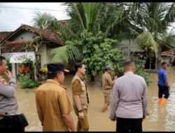 Pj. Bupati Pringsewu Bergerak Cepat Atasi Dampak Banjir